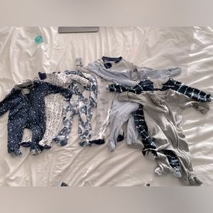 Lot of 7 zipper footie PJs - organic cotton Honest Co